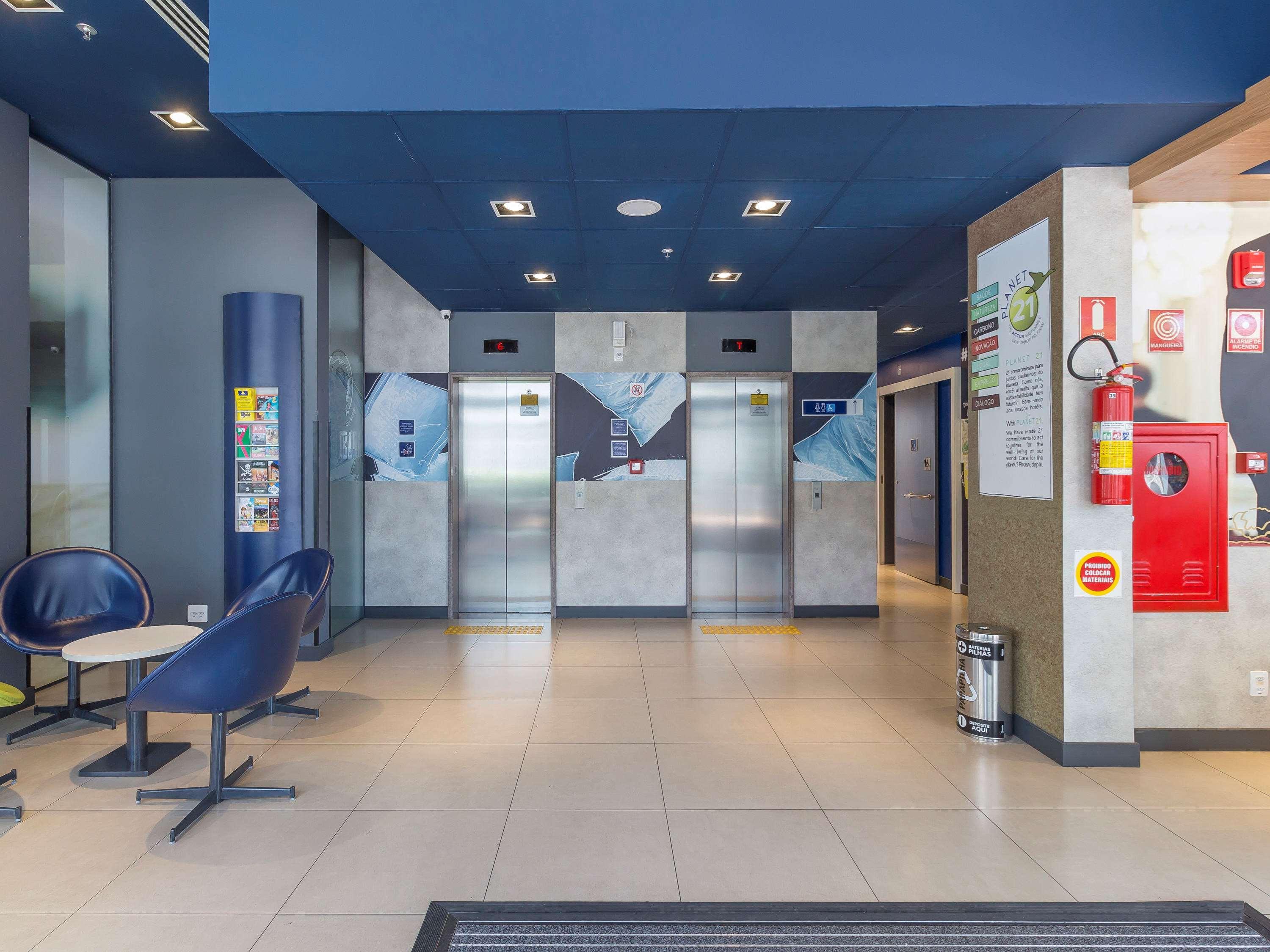 Ibis Budget Блуменау Екстериор снимка