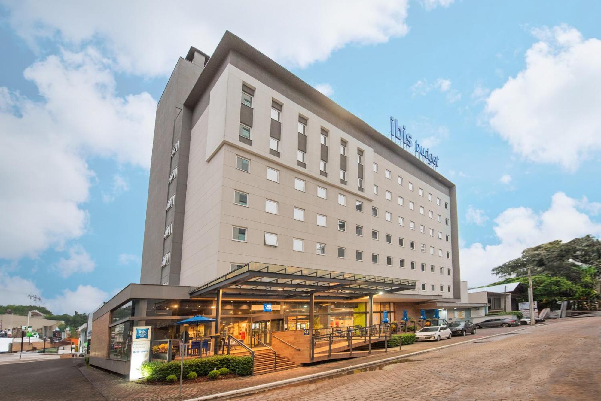 Ibis Budget Блуменау Екстериор снимка