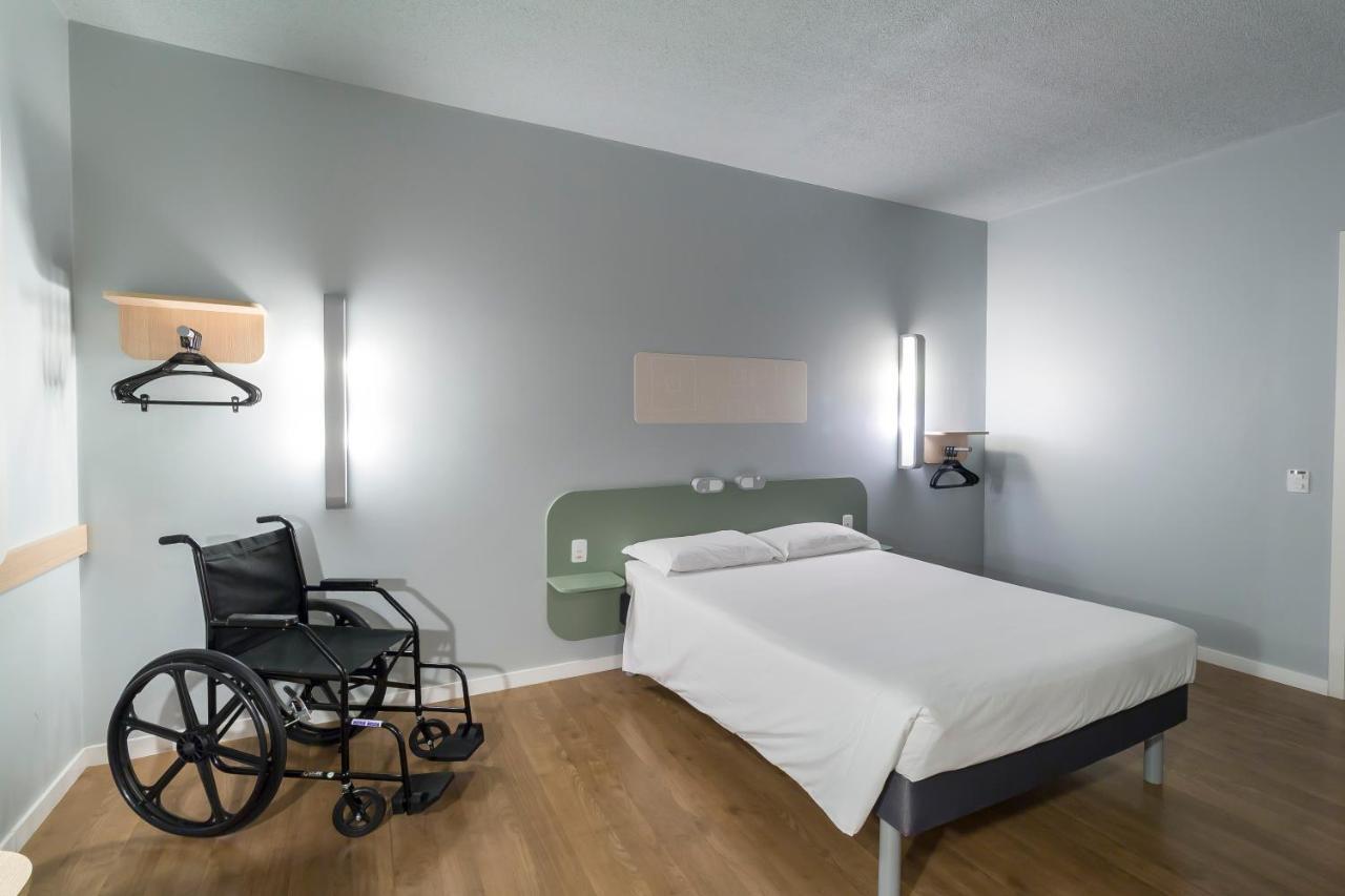 Ibis Budget Блуменау Екстериор снимка